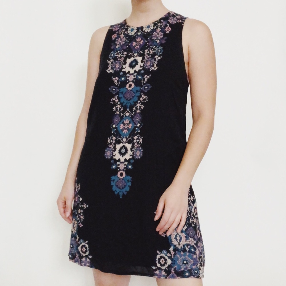 Urban Outfitters Ecote Guinevere boho mini shift dress